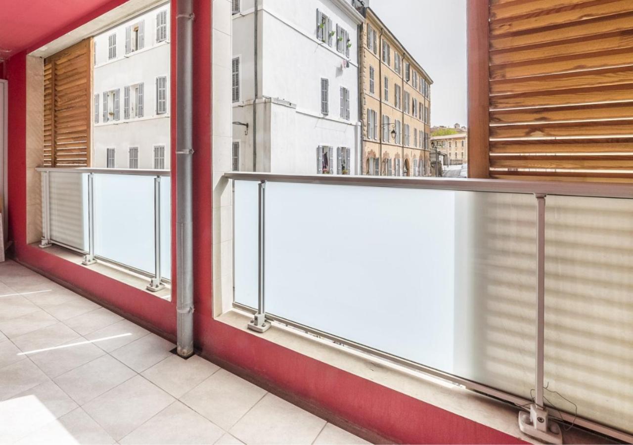 Appartamento Elegant T3 Au Panier Vieux Port Avec Terrasse Privee Et Parking Marsiglia Esterno foto