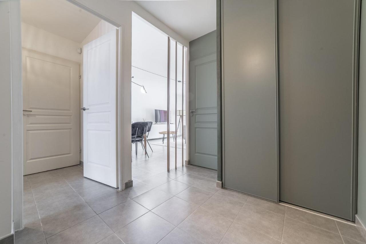 Appartamento Elegant T3 Au Panier Vieux Port Avec Terrasse Privee Et Parking Marsiglia Esterno foto